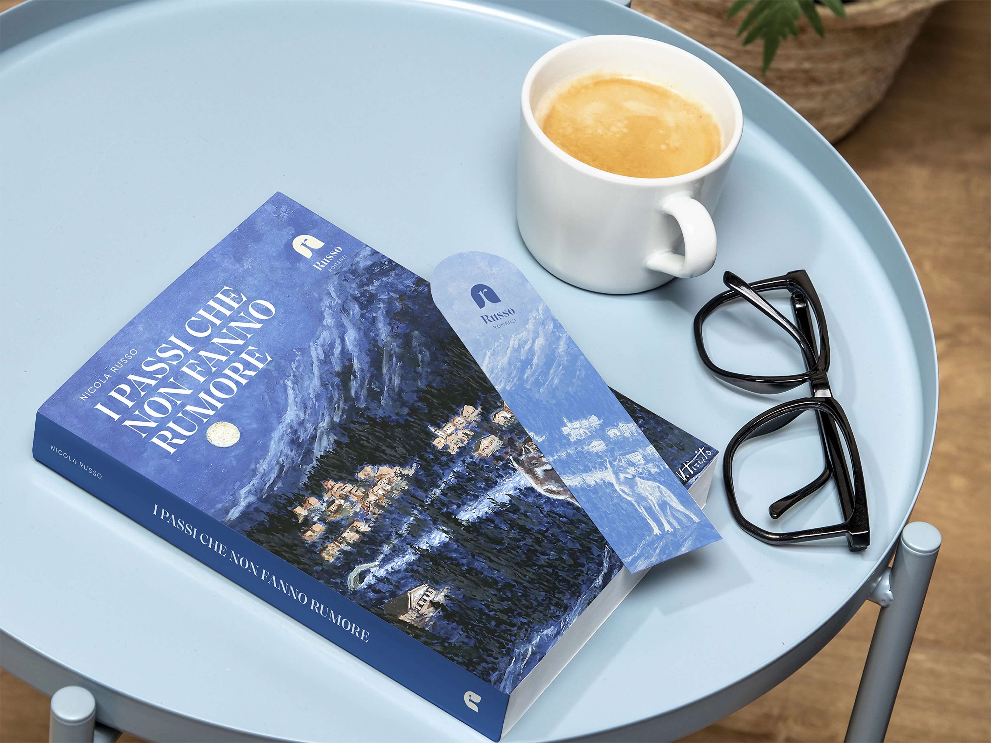 Terzo romanzo con segnalibro dello scrittore indipendente Nicola Russo