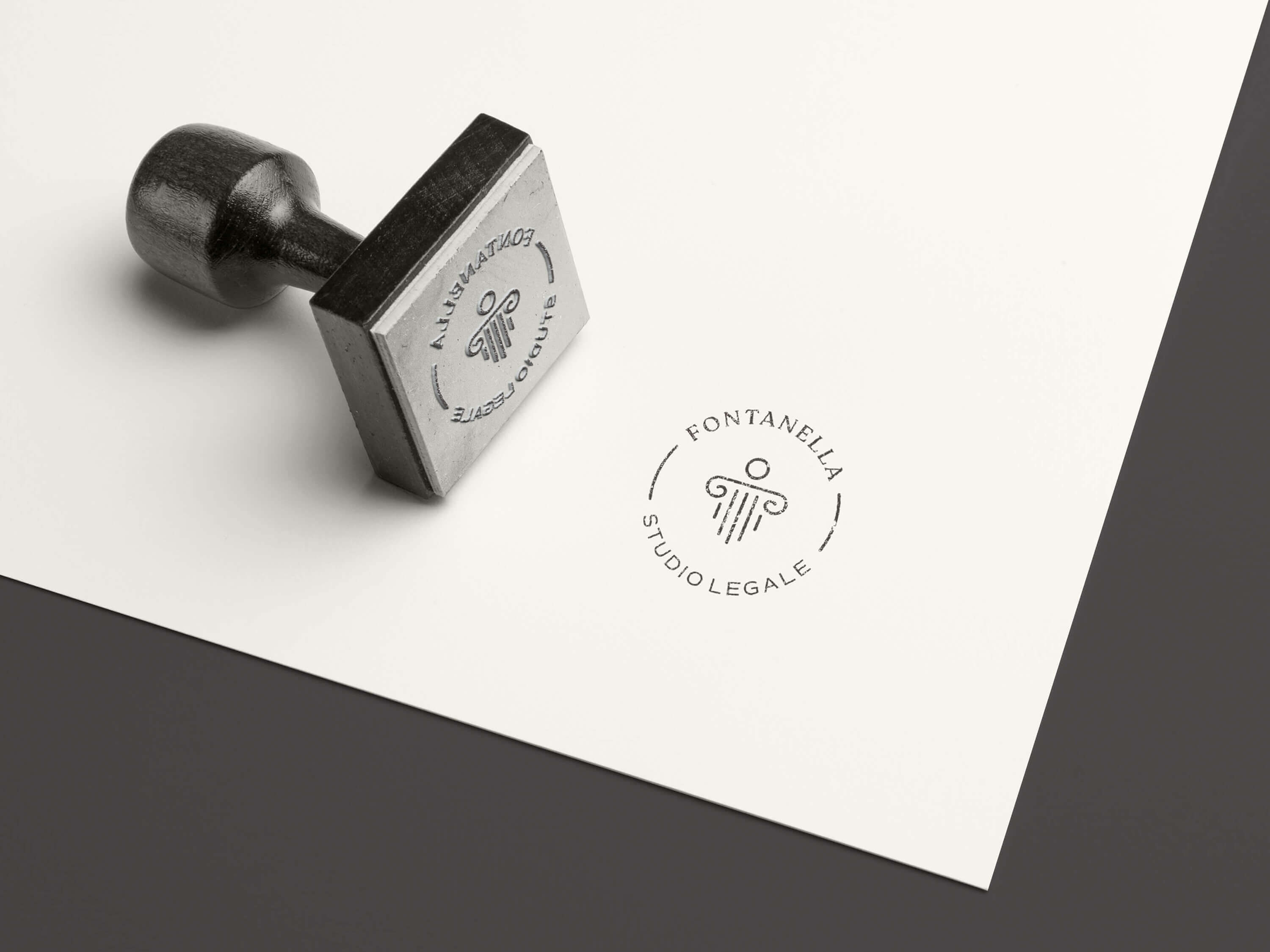 Timbro con logo circolare Fontanella Studio Legale